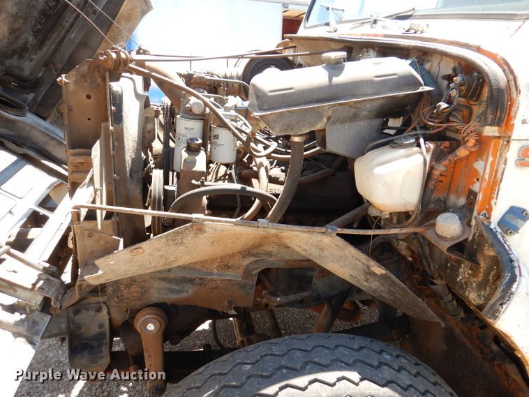 image for item DM0030 1986 International 1754  dump truck