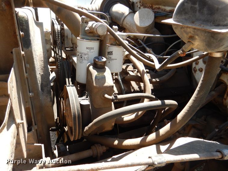 image for item DM0030 1986 International 1754  dump truck