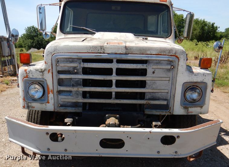 image for item DM0030 1986 International 1754  dump truck