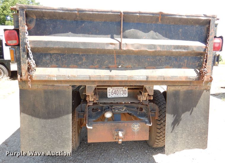 image for item DM0030 1986 International 1754  dump truck