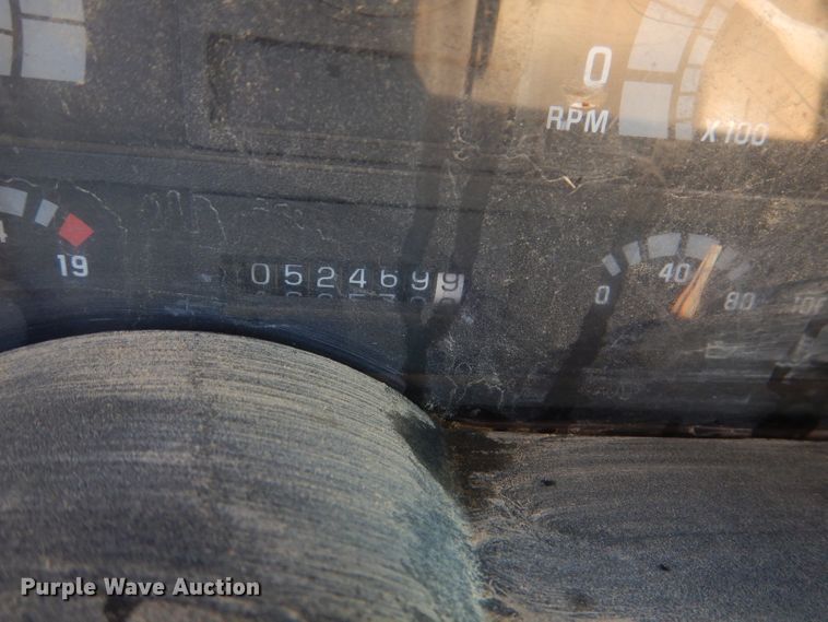 image for item DM0071 1993 GMC TopKick  flatbed truck