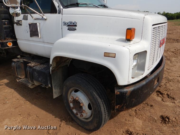 image for item DM0071 1993 GMC TopKick  flatbed truck