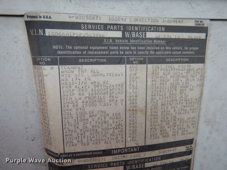 image for item DM0071 1993 GMC TopKick  flatbed truck