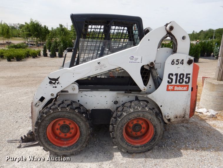 image for item DM0073 2012 Bobcat S185  skid steer loader