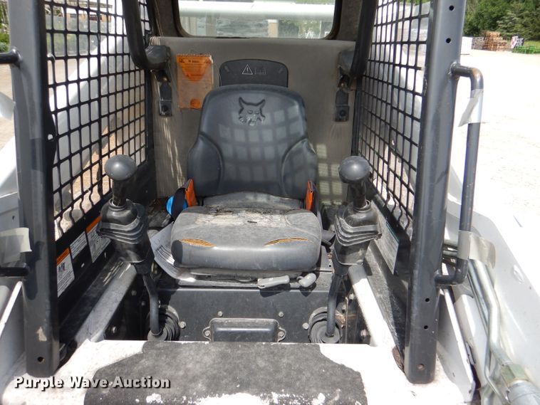 image for item DM0073 2012 Bobcat S185  skid steer loader