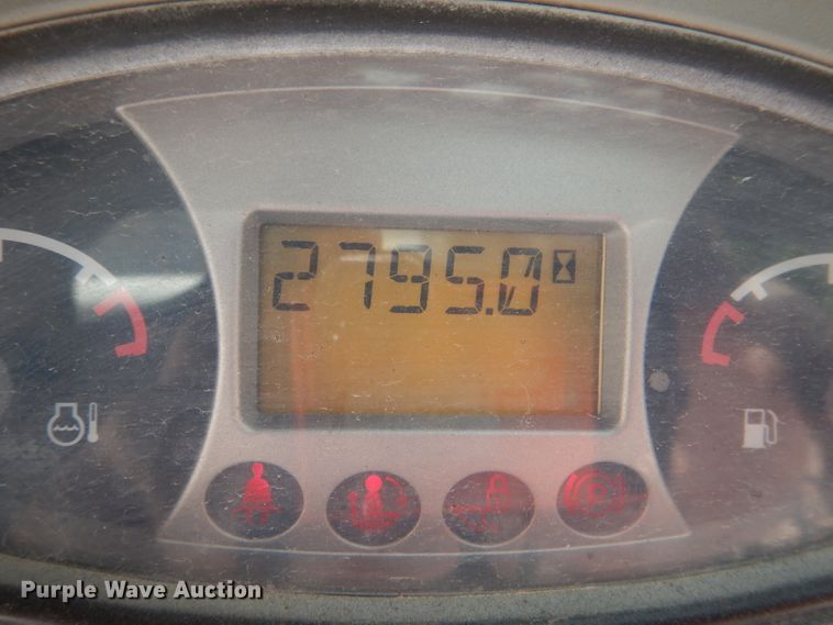 image for item DM0073 2012 Bobcat S185  skid steer loader