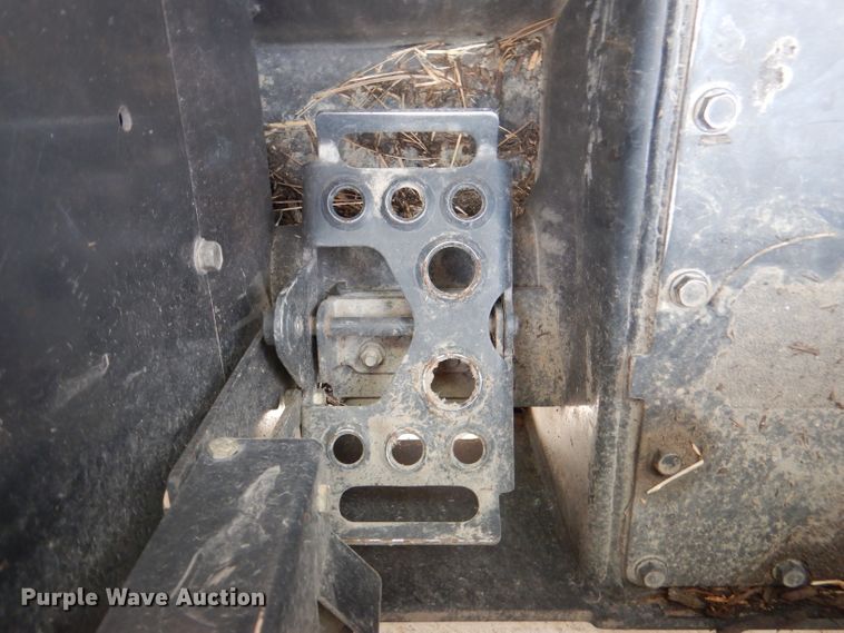 image for item DM0073 2012 Bobcat S185  skid steer loader