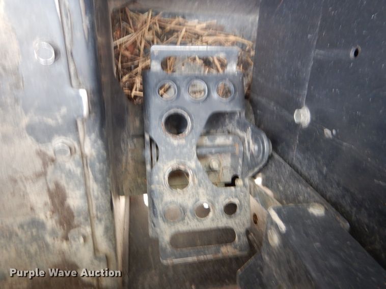 image for item DM0073 2012 Bobcat S185  skid steer loader