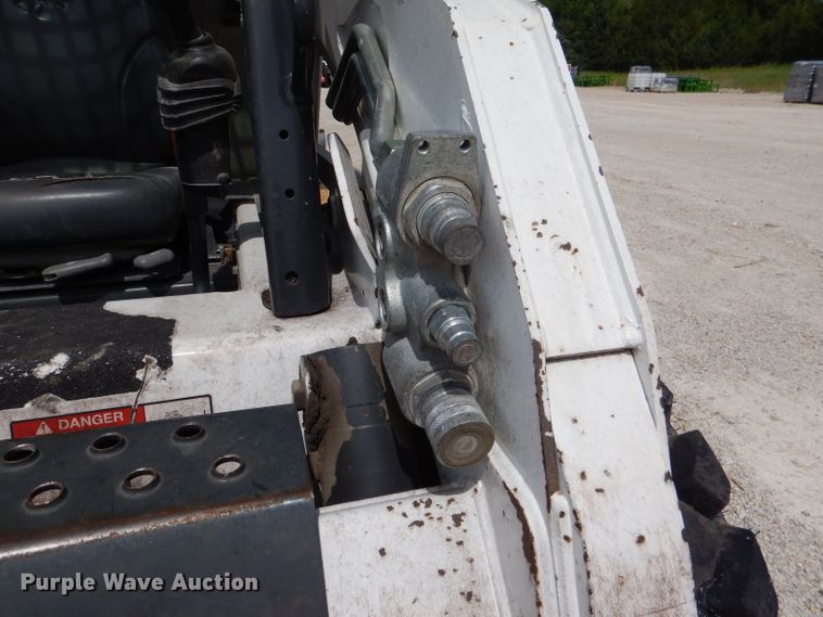 image for item DM0073 2012 Bobcat S185  skid steer loader