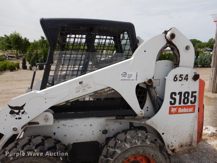 image for item DM0073 2012 Bobcat S185  skid steer loader