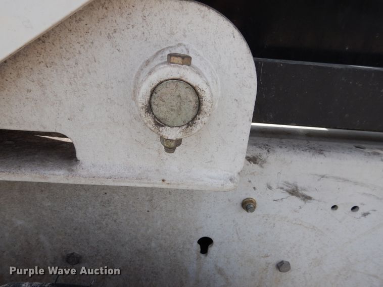 image for item DM0073 2012 Bobcat S185  skid steer loader