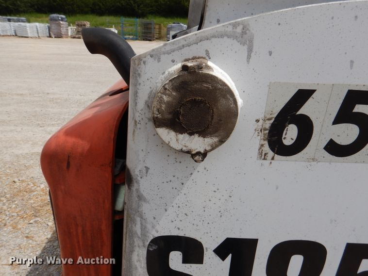 image for item DM0073 2012 Bobcat S185  skid steer loader