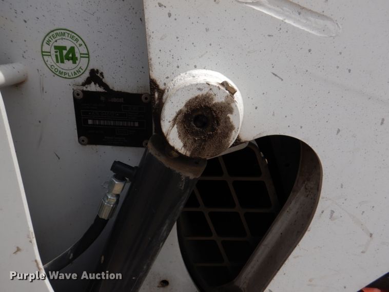 image for item DM0073 2012 Bobcat S185  skid steer loader