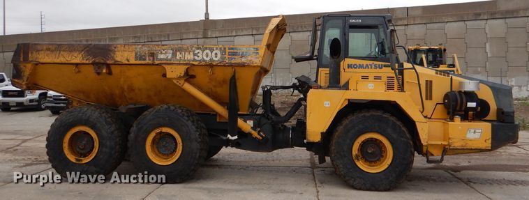 image for item DM0106 2008 Komatsu HM300-2  haul truck