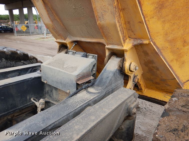 image for item DM0106 2008 Komatsu HM300-2  haul truck