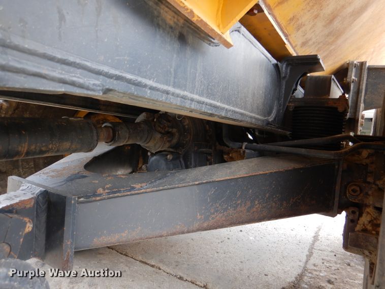 image for item DM0106 2008 Komatsu HM300-2  haul truck