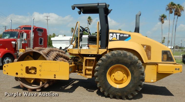 image for item DM2984 2005 Caterpillar CP-563E  single drum vibratory roller