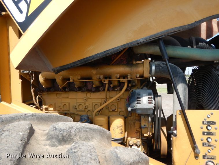 image for item DM2984 2005 Caterpillar CP-563E  single drum vibratory roller