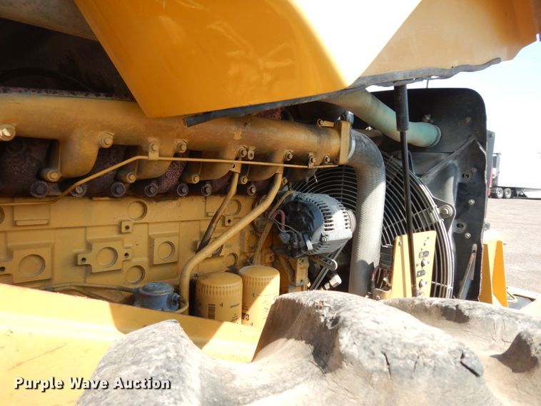 image for item DM2984 2005 Caterpillar CP-563E  single drum vibratory roller