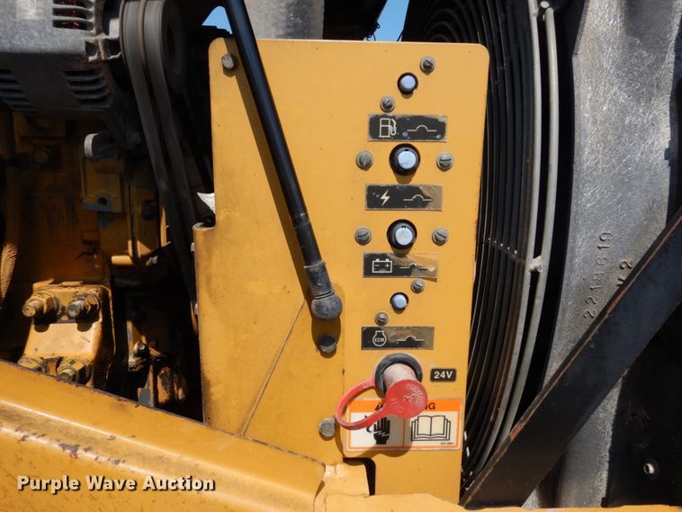 image for item DM2984 2005 Caterpillar CP-563E  single drum vibratory roller
