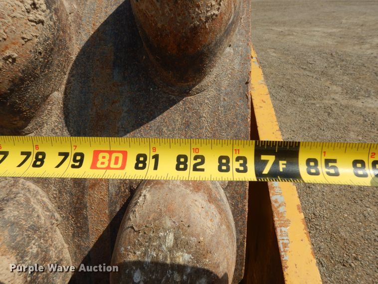 image for item DM2984 2005 Caterpillar CP-563E  single drum vibratory roller