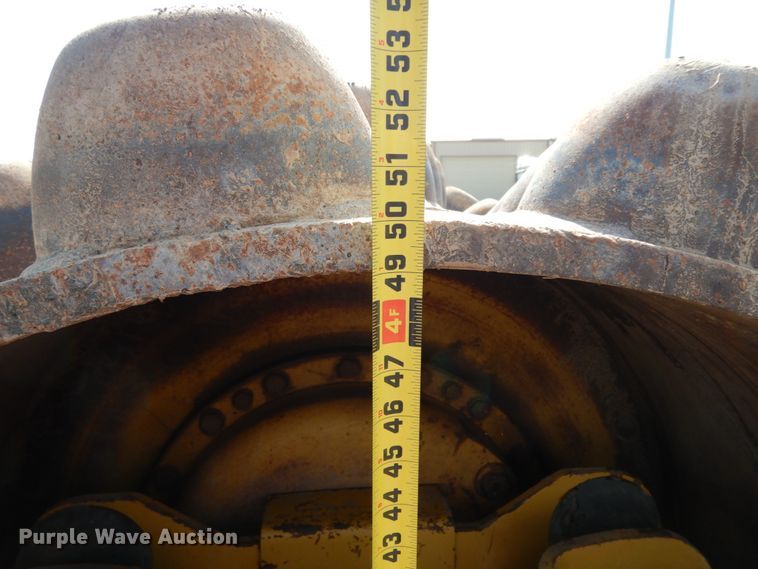 image for item DM2984 2005 Caterpillar CP-563E  single drum vibratory roller