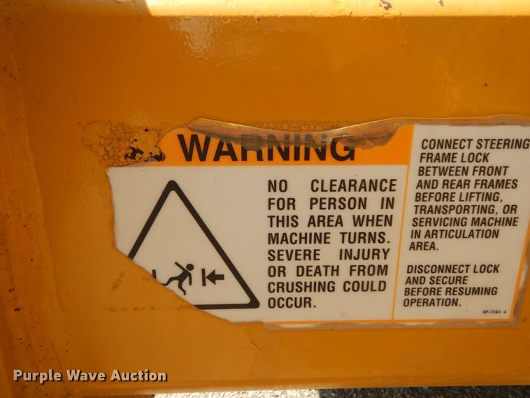 image for item DM2984 2005 Caterpillar CP-563E  single drum vibratory roller