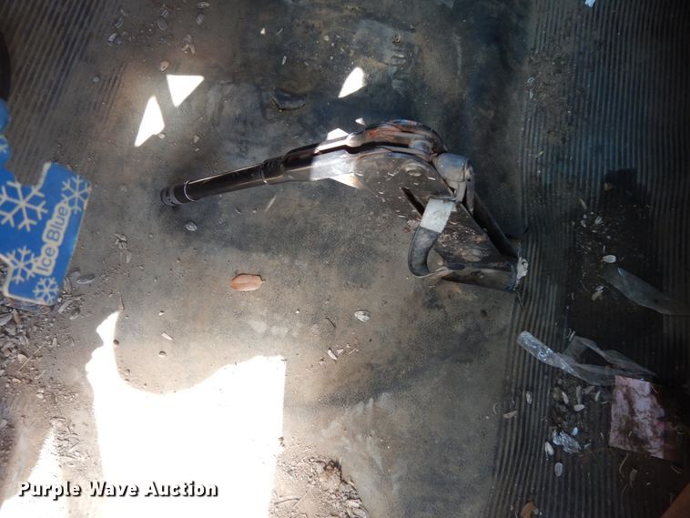 image for item DM2994 2001 International 4700  utility / service truck