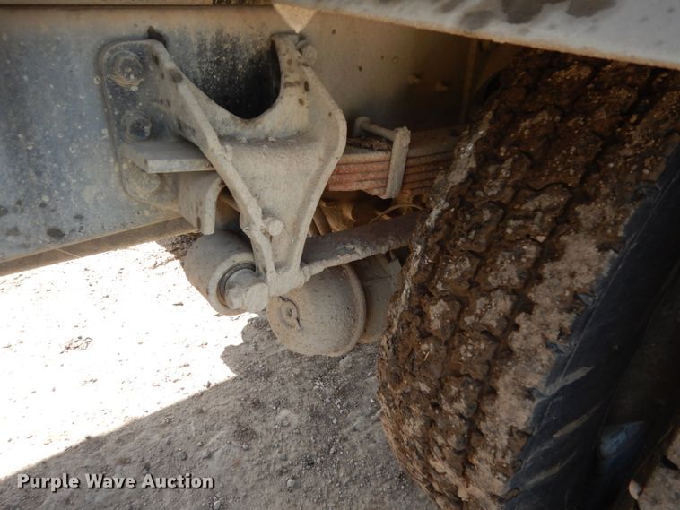 image for item DM2995 2007 Ford F750  water truck