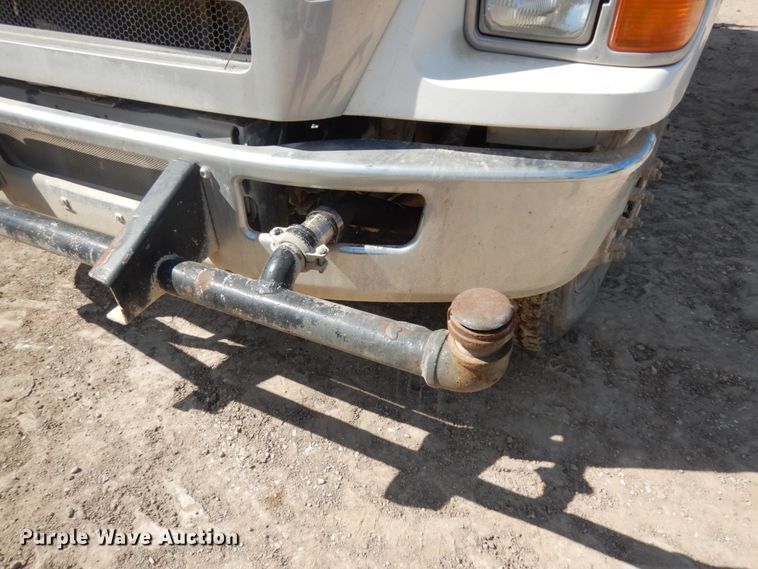 image for item DM2995 2007 Ford F750  water truck