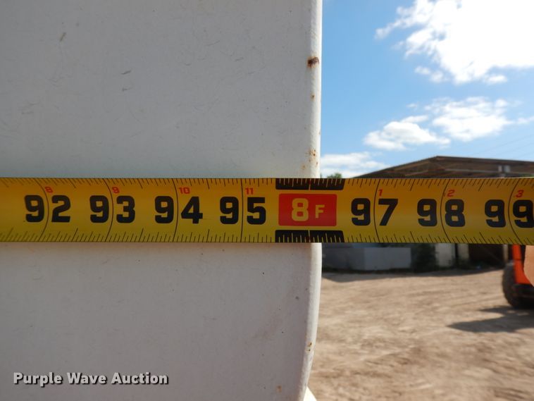 image for item DM2995 2007 Ford F750  water truck