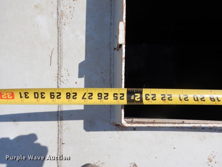 image for item DM2995 2007 Ford F750  water truck