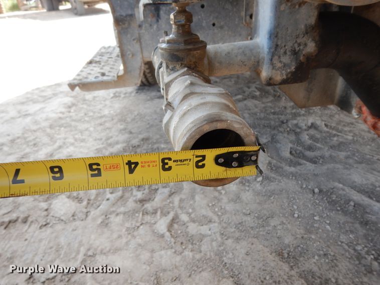 image for item DM2995 2007 Ford F750  water truck