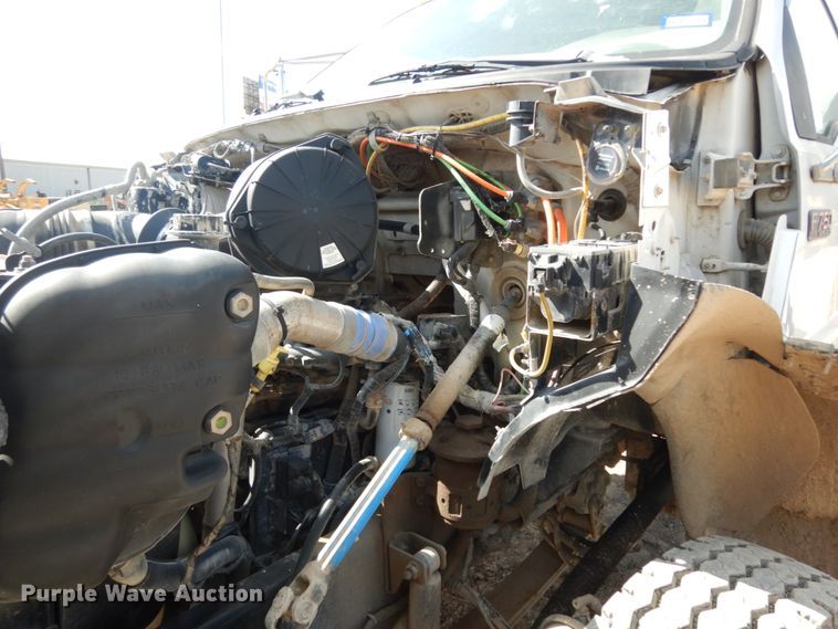 image for item DM2995 2007 Ford F750  water truck