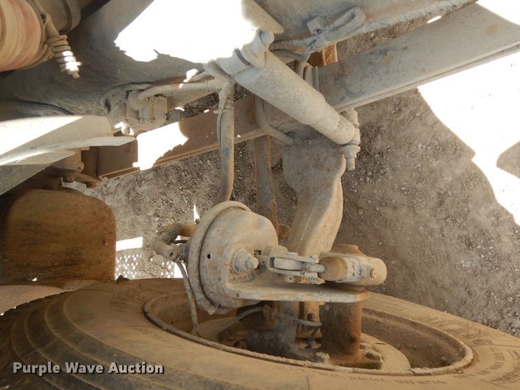 image for item DM2995 2007 Ford F750  water truck