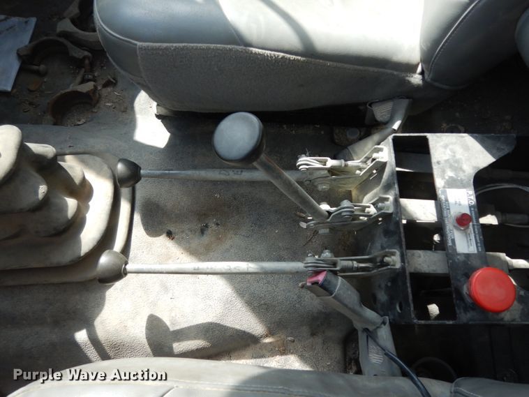 image for item DM2995 2007 Ford F750  water truck