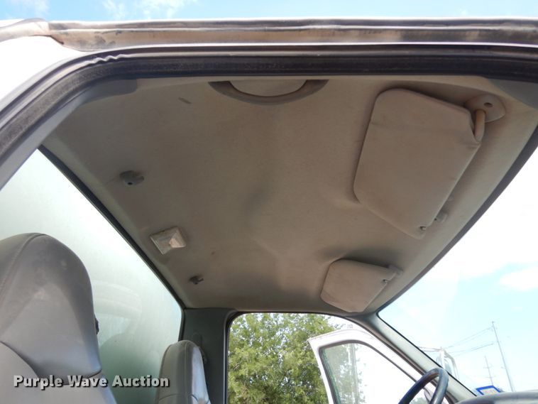 image for item DM2995 2007 Ford F750  water truck