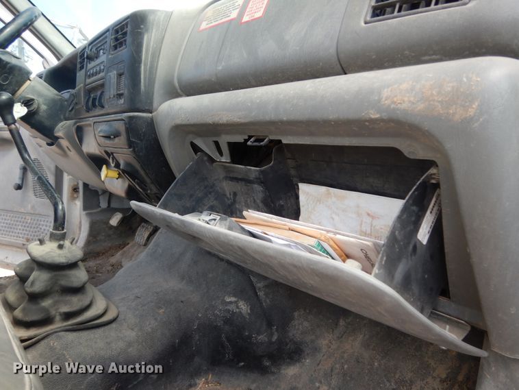 image for item DM2995 2007 Ford F750  water truck