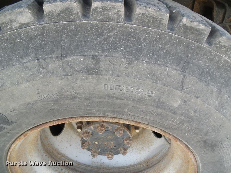 image for item DM3016 1993 White GMC WIM  utility / service truck