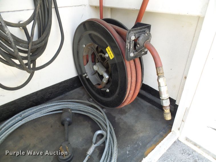 image for item DM3016 1993 White GMC WIM  utility / service truck