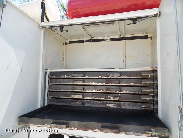 image for item DM3016 1993 White GMC WIM  utility / service truck