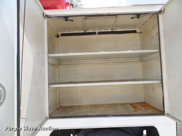 image for item DM3016 1993 White GMC WIM  utility / service truck