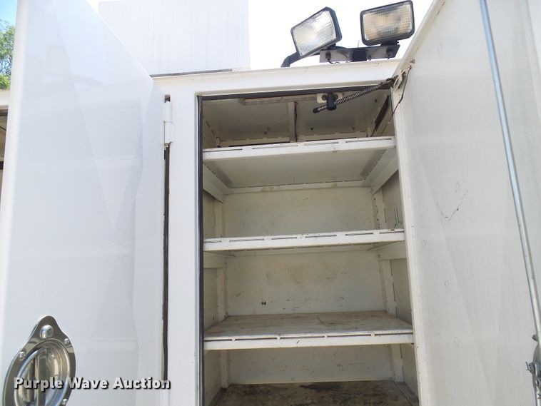 image for item DM3016 1993 White GMC WIM  utility / service truck