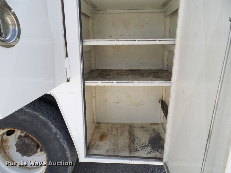 image for item DM3016 1993 White GMC WIM  utility / service truck