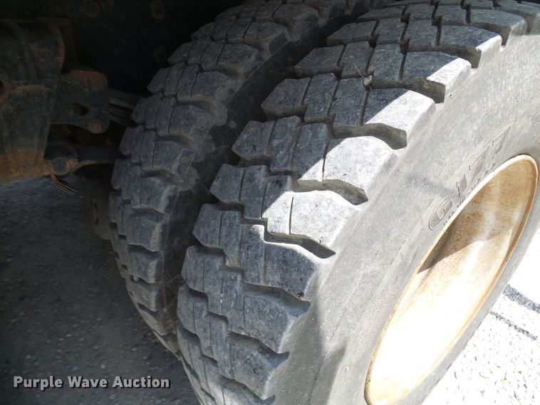 image for item DM3016 1993 White GMC WIM  utility / service truck