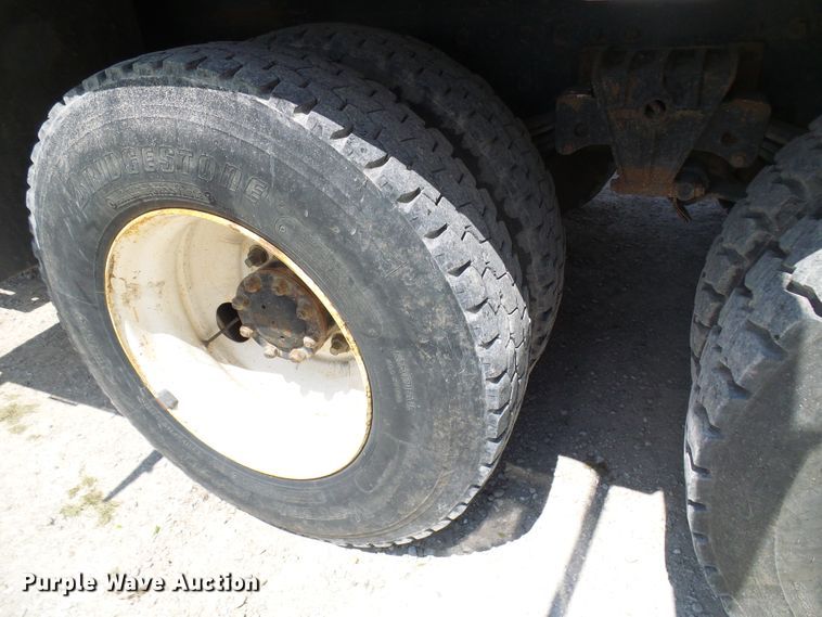 image for item DM3016 1993 White GMC WIM  utility / service truck