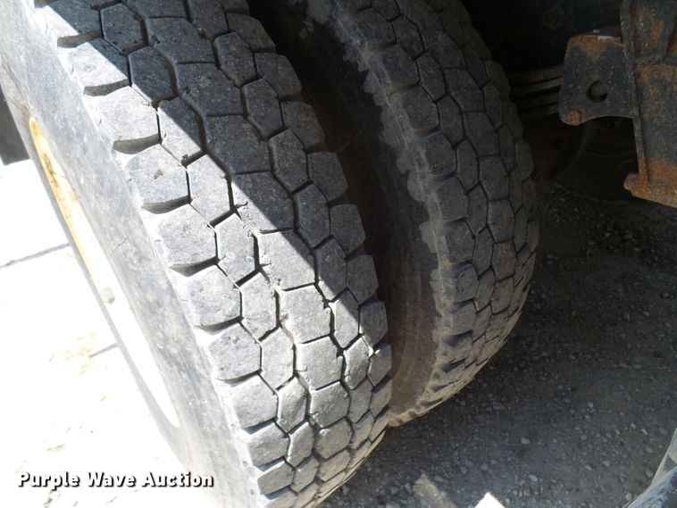 image for item DM3016 1993 White GMC WIM  utility / service truck