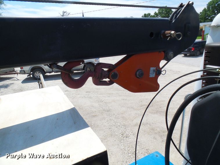 image for item DM3016 1993 White GMC WIM  utility / service truck