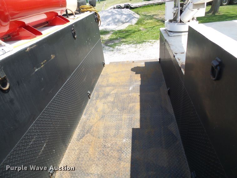 image for item DM3016 1993 White GMC WIM  utility / service truck