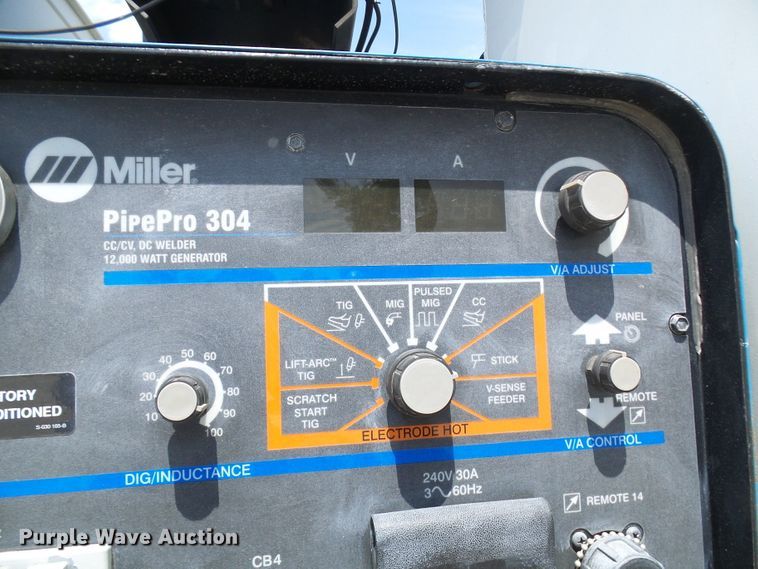 image for item DM3016 1993 White GMC WIM  utility / service truck